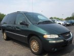 Town Country was SOLD for $3268