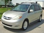 2009 Toyota Sienna under $9000 in Illinois