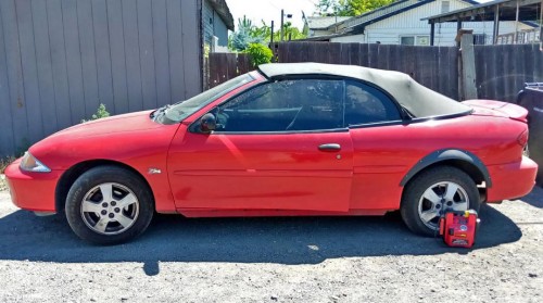 Chevy Cavalier Z24 '00 Convertible $2K or Less in Yakima, WA 98902