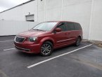 2015 Chrysler Town Country (Red)