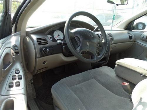Dodge intrepid салон