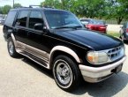 1995 Ford Explorer under $2000 in Illinois