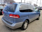 2001 Toyota Sienna under $2000 in IL