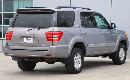 Toyota Sequoia '01 4WD SUV in Ontario, OR 97914 Under $4000 - Autopten.com