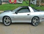 1998 Chevrolet Camaro under $6000 in Iowa