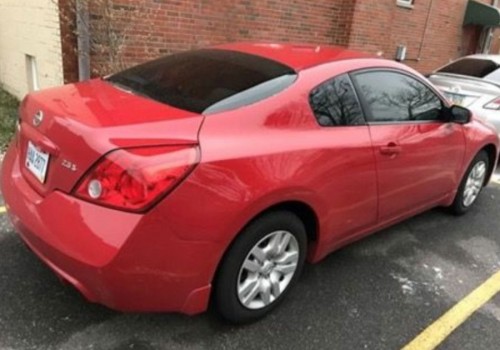 Nissan Altima '09 2.5S Coupe, Westlake OH, Under $7K, By Owner, Red