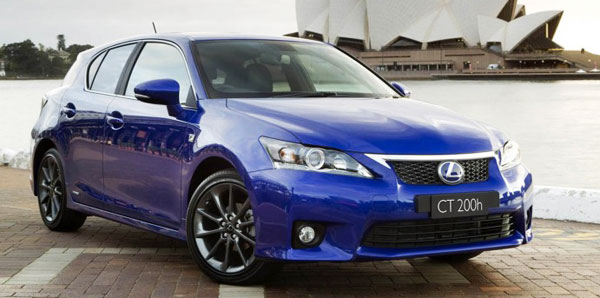 /pics/2012-Lexus-CT-200h-efficient-car.jpg