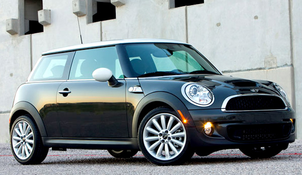 /pics/2012-MINI-Cooper-Hardtop.jpg