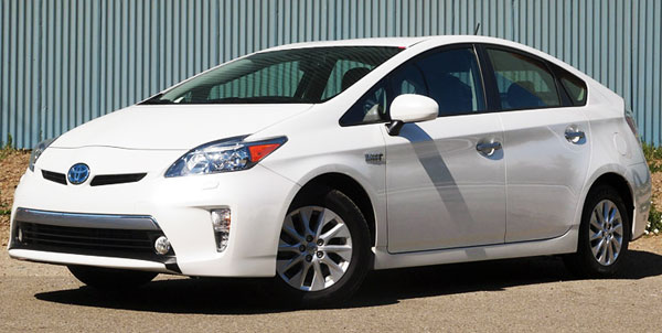 /pics/2012-Toyota-Prius-most-reliable-car.jpg