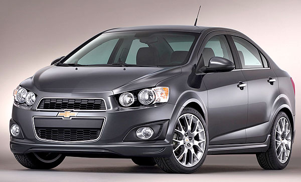 orange 2013 chevrolet sonic Sedan version