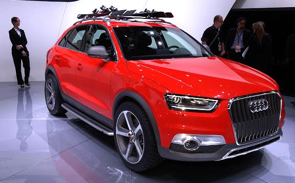 /pics/Audi-Q3-2012.JPG