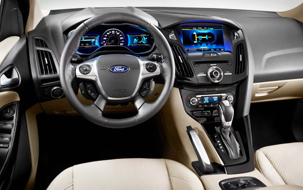 /pics/Ford-Focus-electric-interior-most-efficient-car.jpg