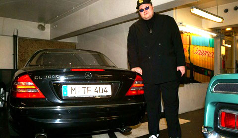 /pics/Kim-Schmitz-Dotcom-megaupload-seized-cars-12.jpg