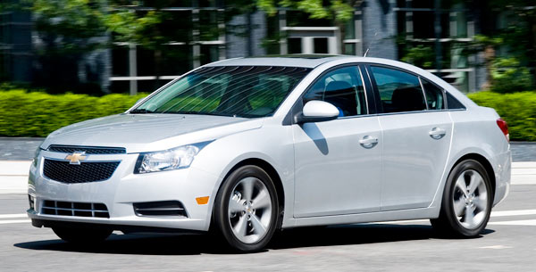 /pics/chevrolet-cruze-lt-2012-worst-value-car.jpg