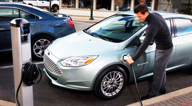 /pics/ford-focus-electric-2012-most-efficient-car.jpg