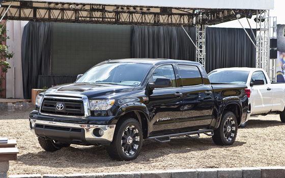 /pics/toyota-tundra-2012-t-force-model.jpg